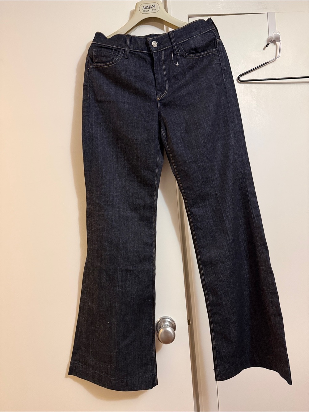 7 For All Mankind ginger Dark Wash Flare Jeans size 28 - Picture 9 of 14